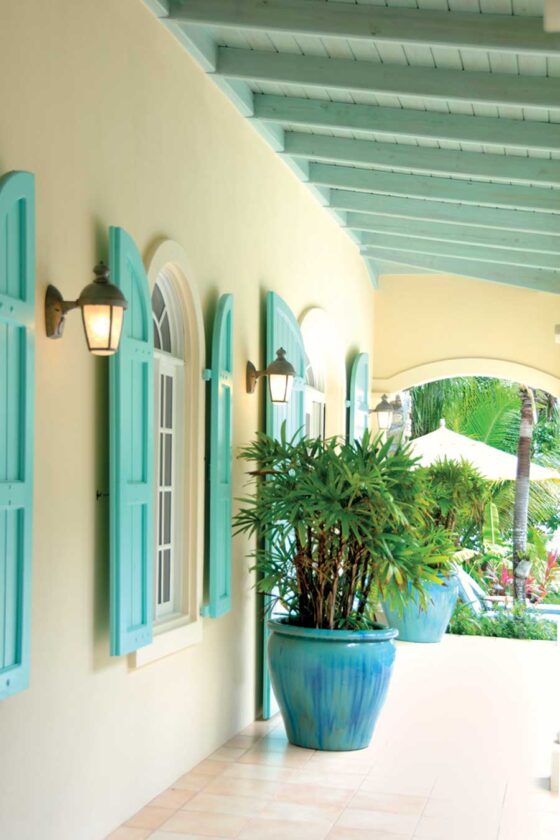 Double-insulated, low-emissivity glass windows are hurricane-resistant and energy-efficient.